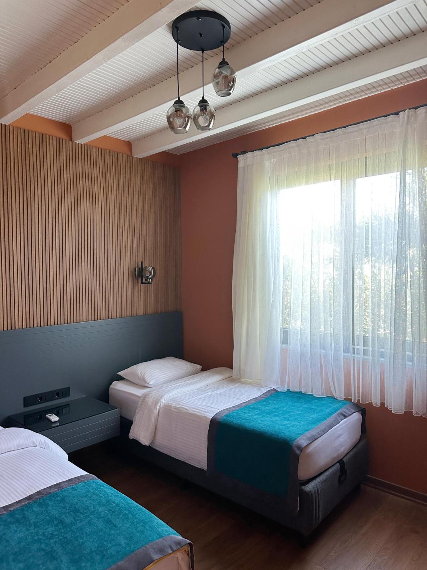 Azur Hotel Çıralı エクステリア 写真